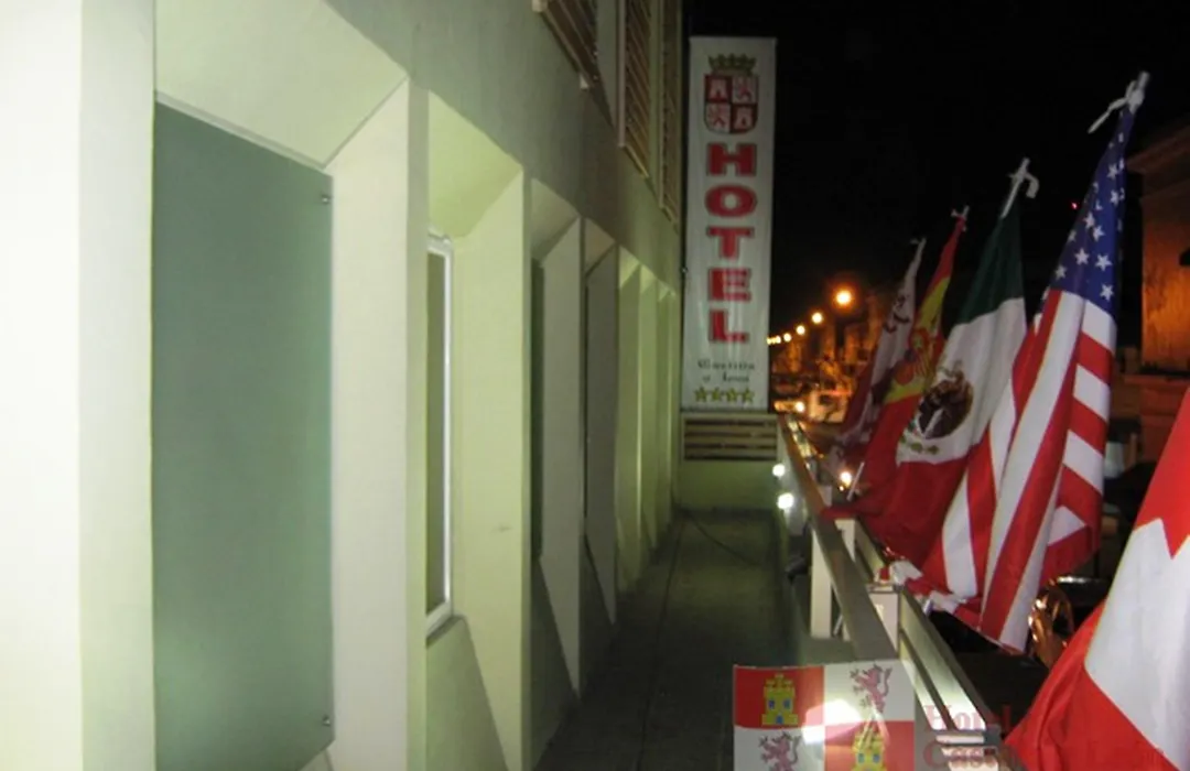 Hotel Castilla Y Leon-1