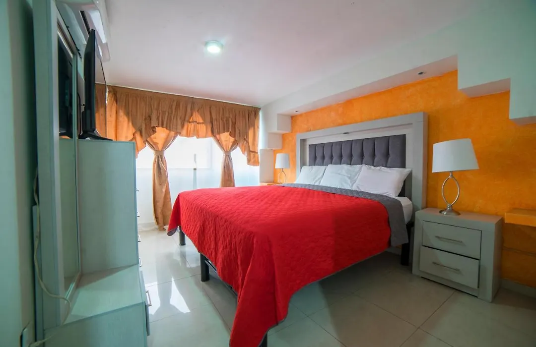 Hotel Plaza Tapatía-1