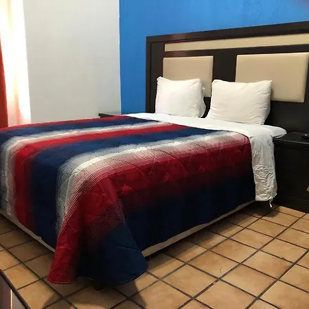 HOTEL hostal de los reyes-2